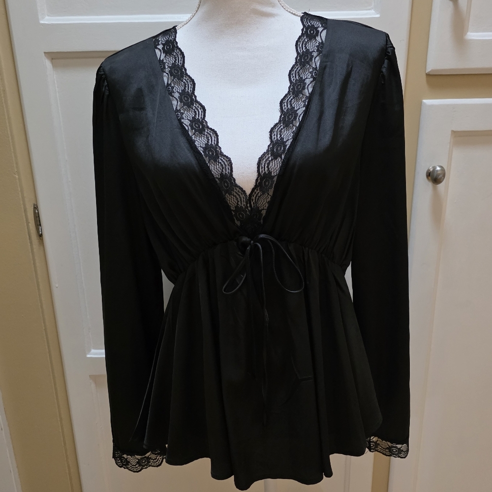 SHEIN Women's Elegant Black Lace Trim Tunic - Picture 1 of 13